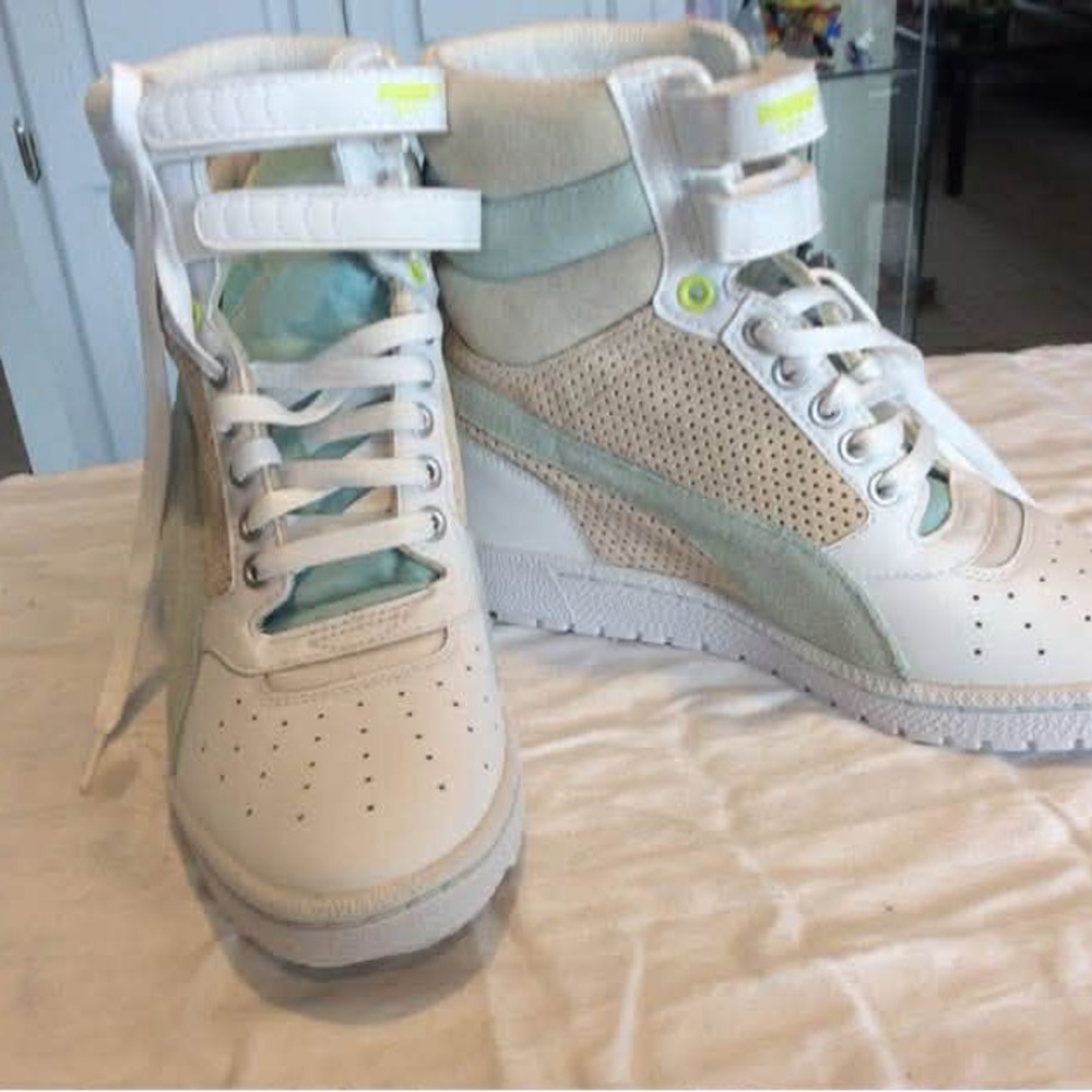 Puma Women’s High-Top Sneakers in White and Light Mint